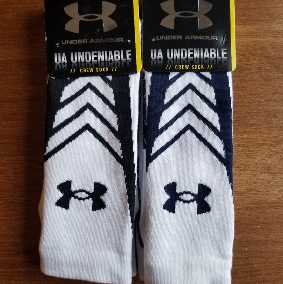 ua undeniable crew socks